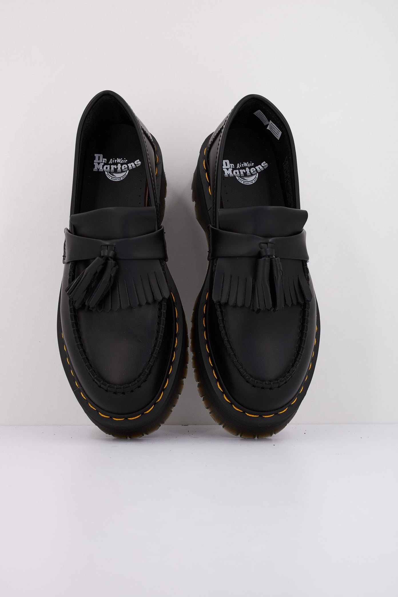 DR. MARTENS ADRIAN QUAD en color BLACK  (3)