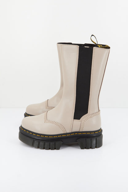 DR. MARTENS AUDRICK CHELSEA TALL en color TAUPE  (1)