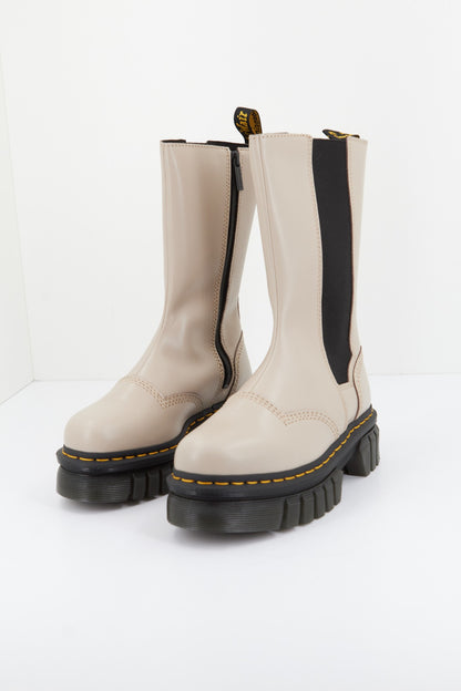 DR. MARTENS AUDRICK CHELSEA TALL en color TAUPE  (2)