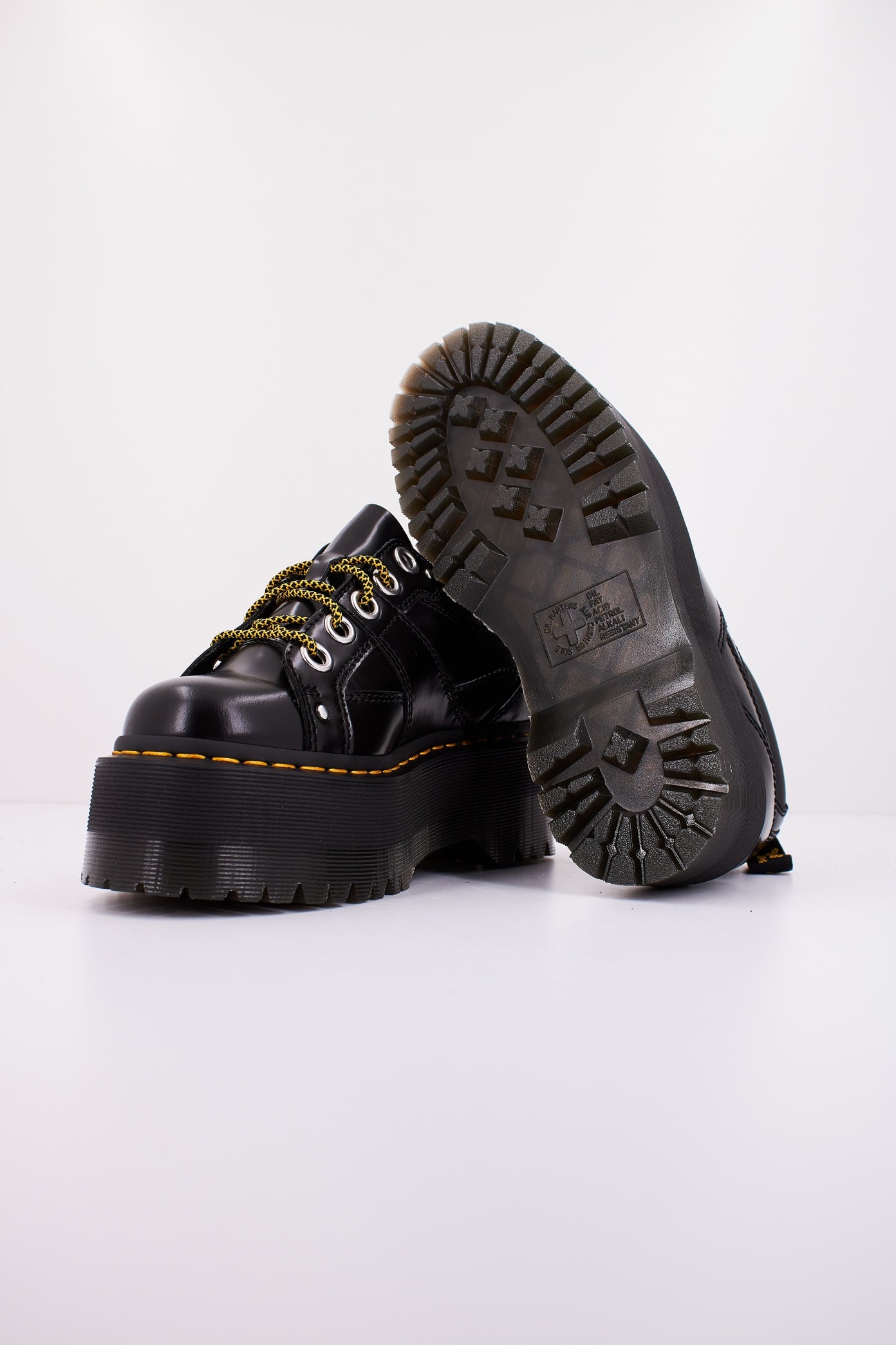 DR. MARTENS QUAD MAX en color BLACK  (4)