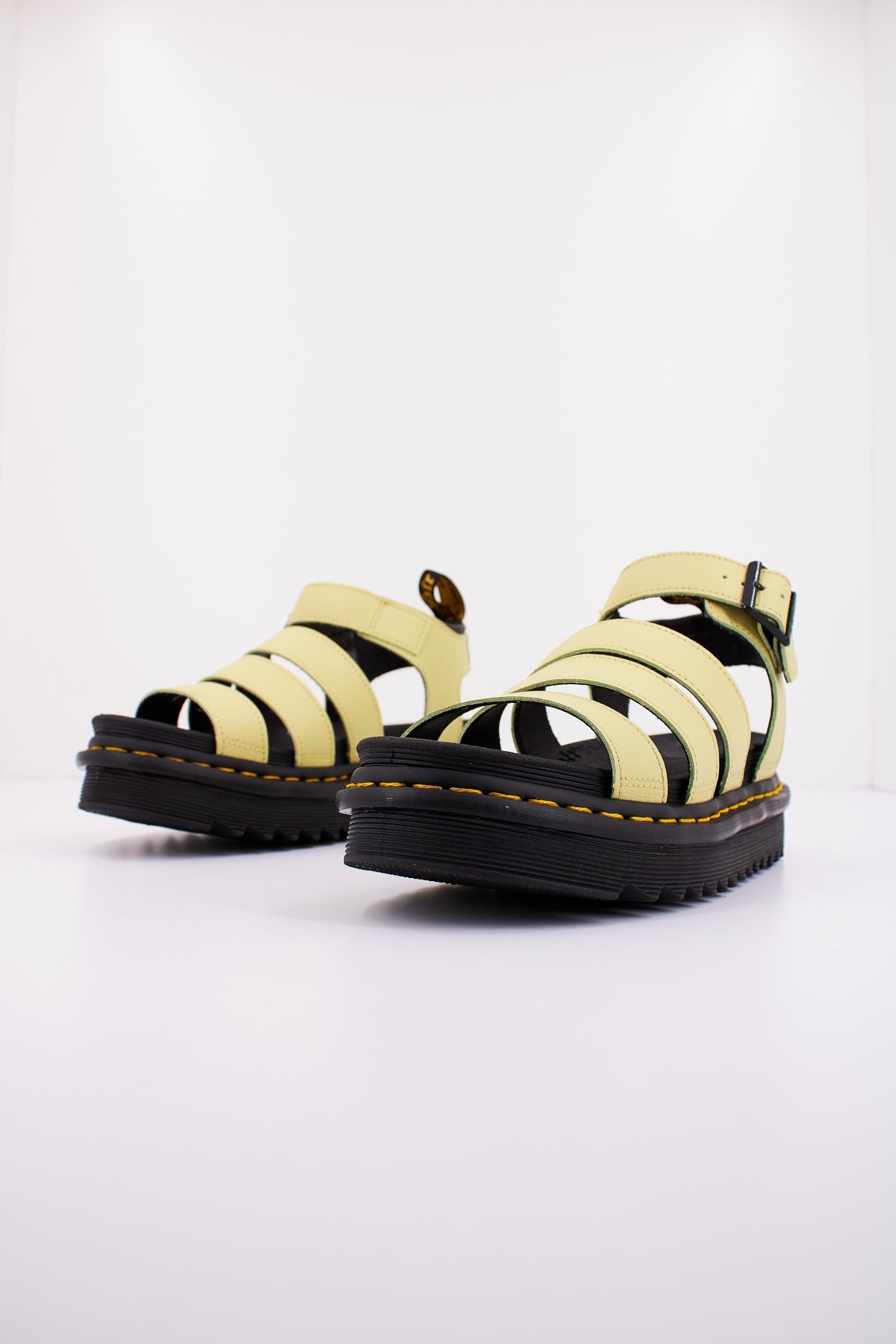 DR. MARTENS BLAIRE en color LMGREN  (2)