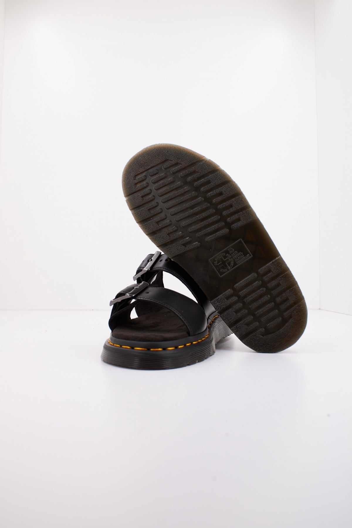 DR. MARTENS DM JOSEF en color BLACK  (4)