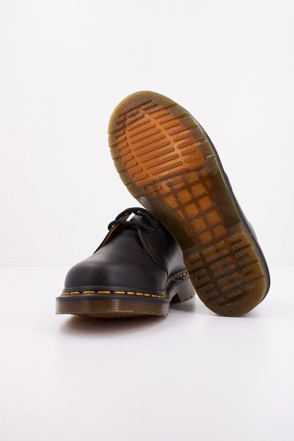 DR. MARTENS  en color BLACK  (5)