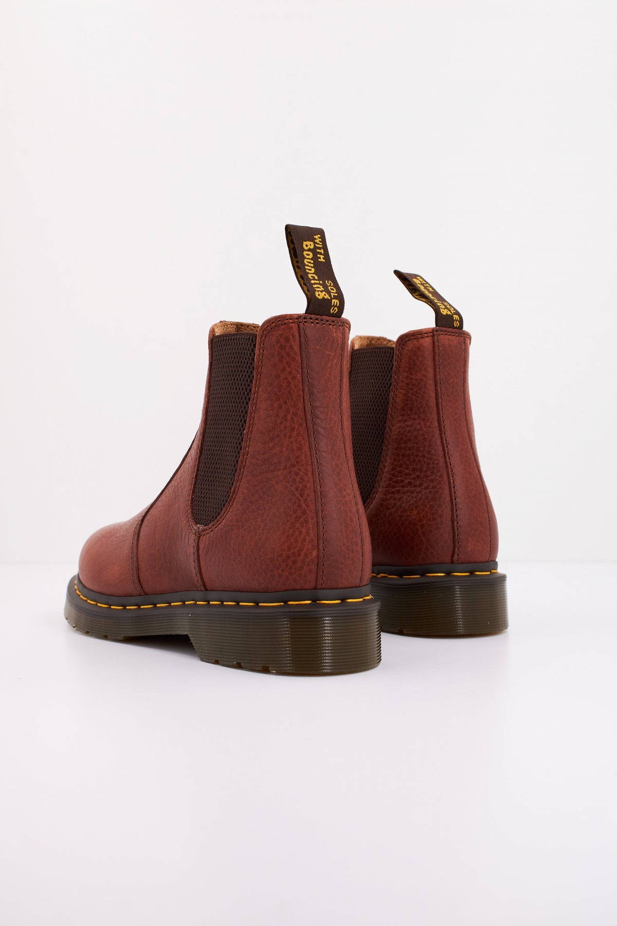 DR. MARTENS  en color CASHEW  (4)