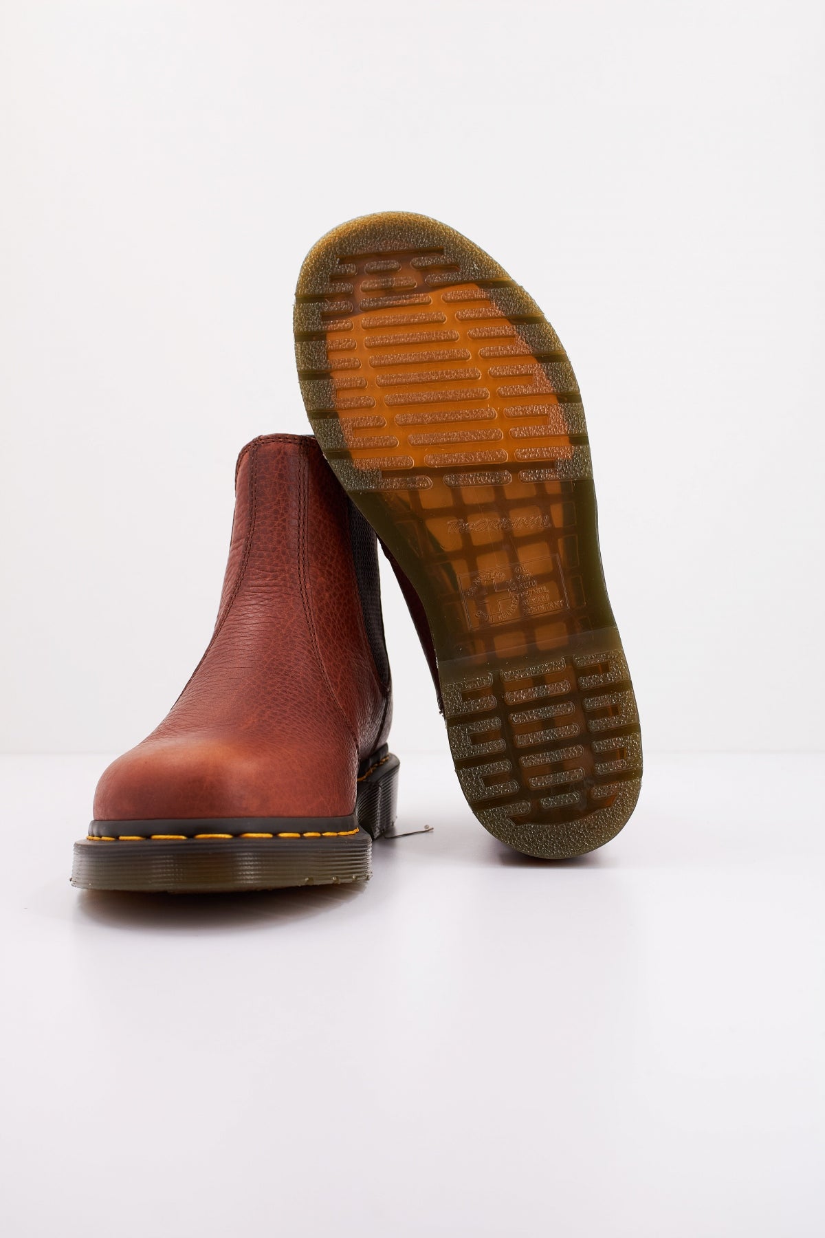 DR. MARTENS  en color CASHEW  (5)