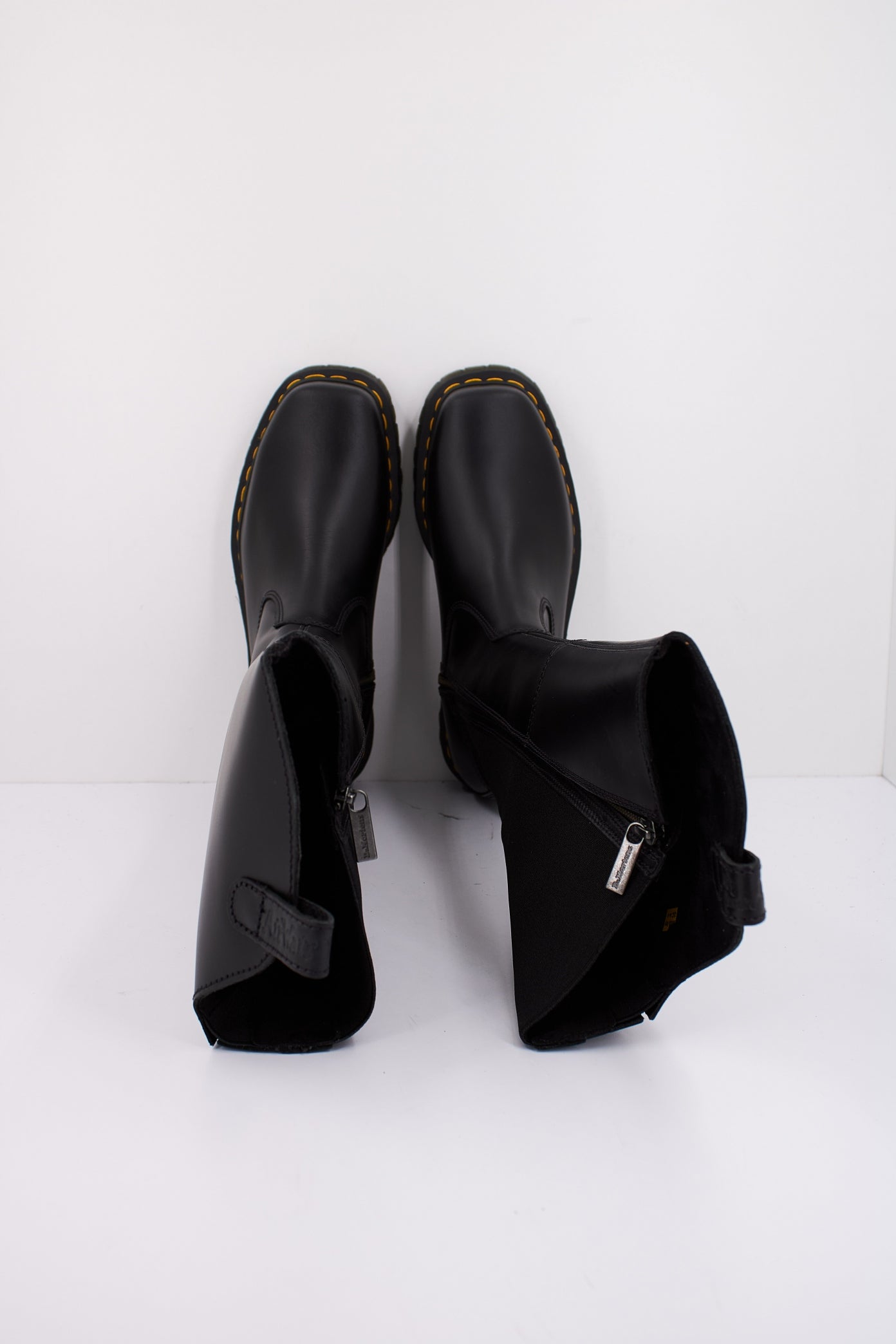 DR. MARTENS AMAAYAH HI en color BLACK  (3)