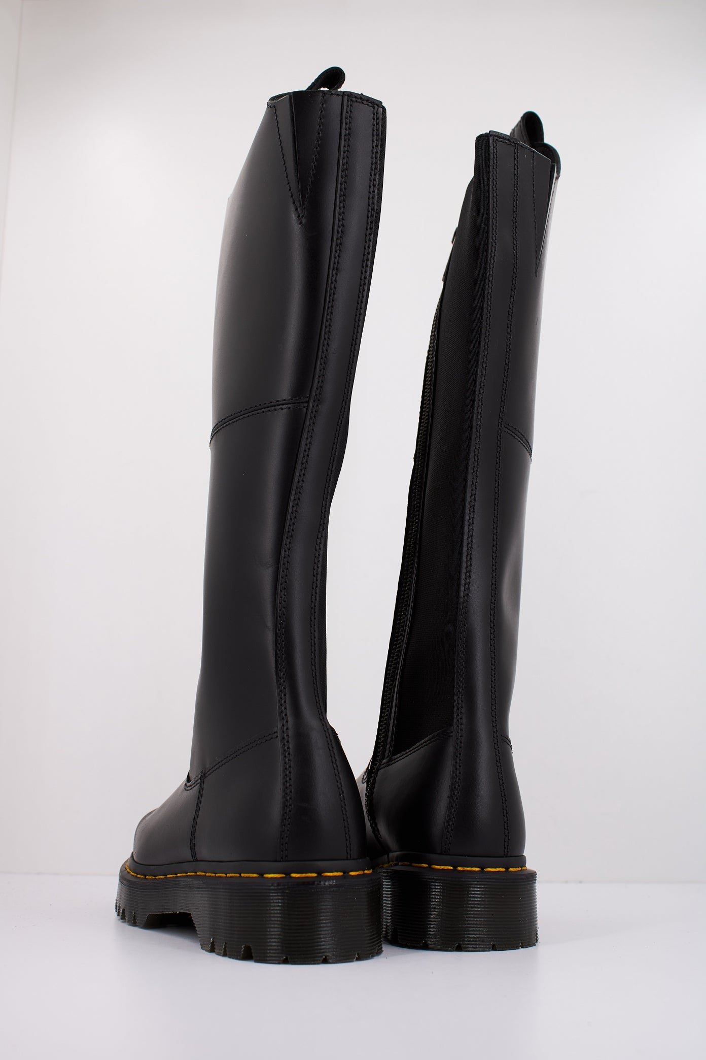 DR. MARTENS AMAAYAH HI en color BLACK  (4)