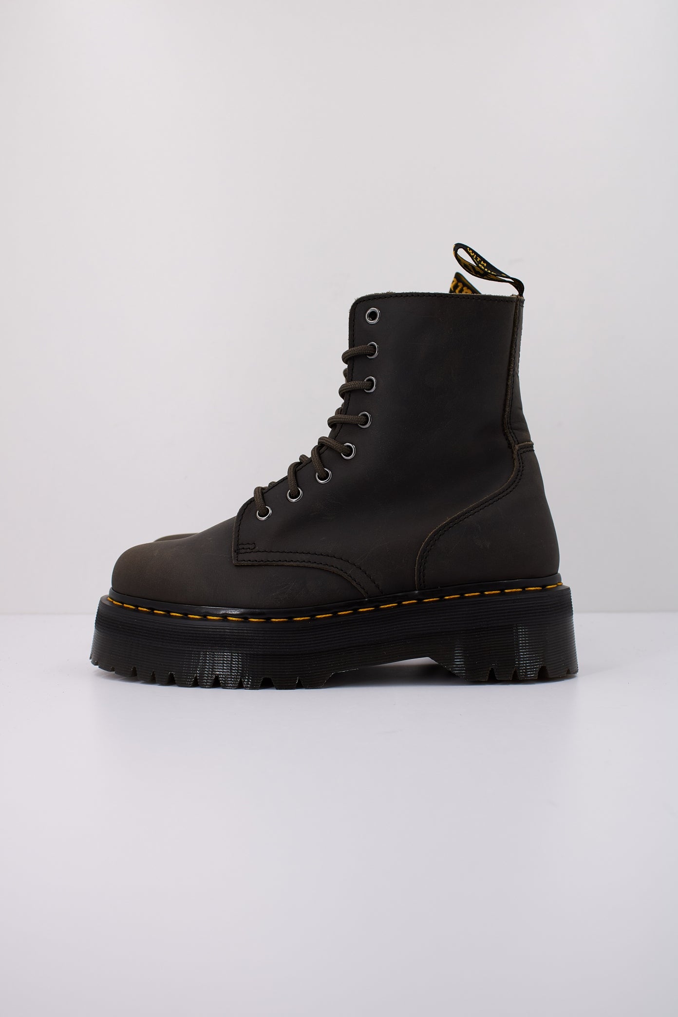DR. MARTENS JADON en color GREY  (1)