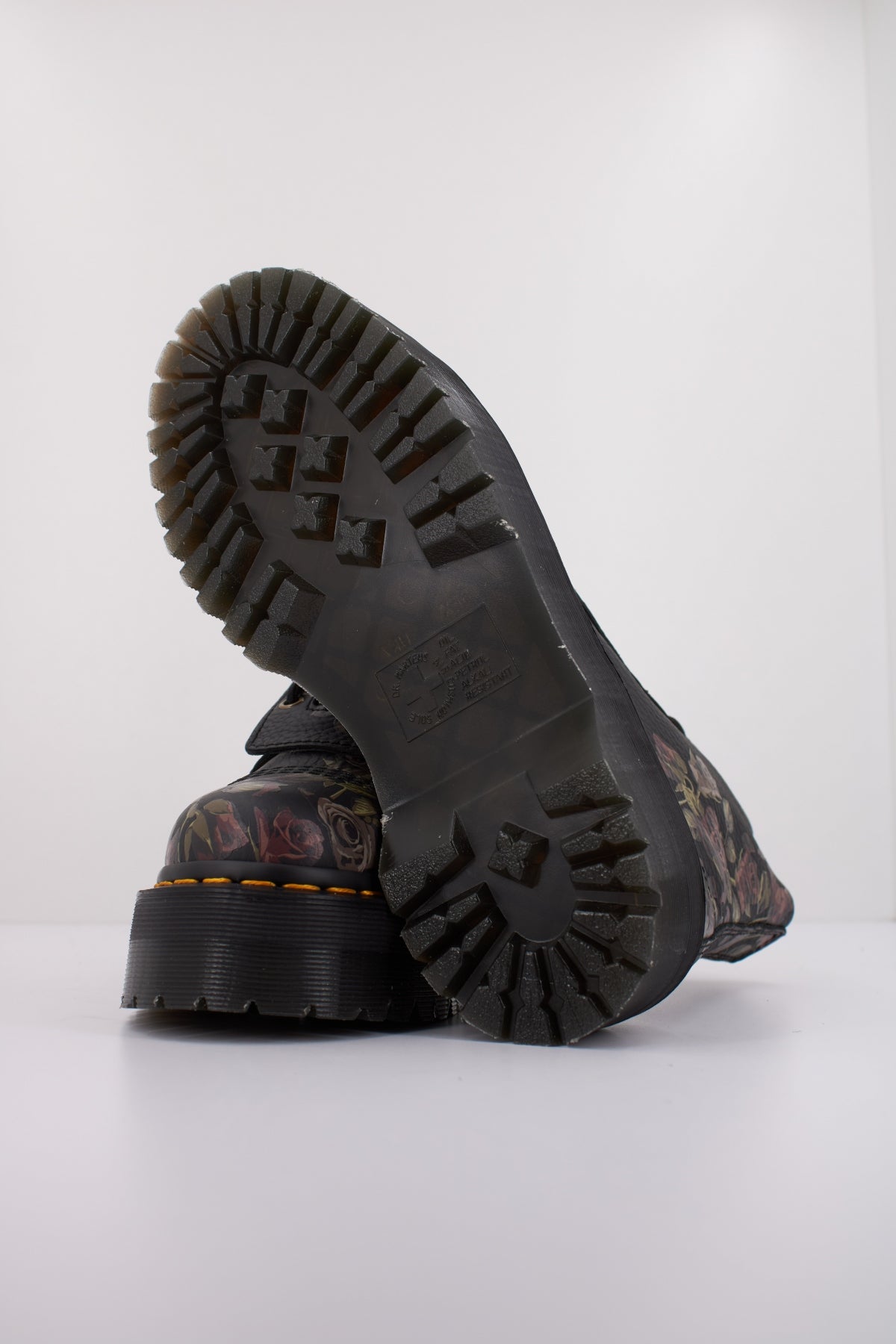 DR. MARTENS SINCLAIR en color BLACK  (5)