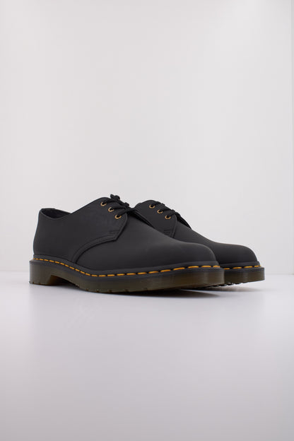 DR. MARTENS VEGAN  en color BLACK  (2)