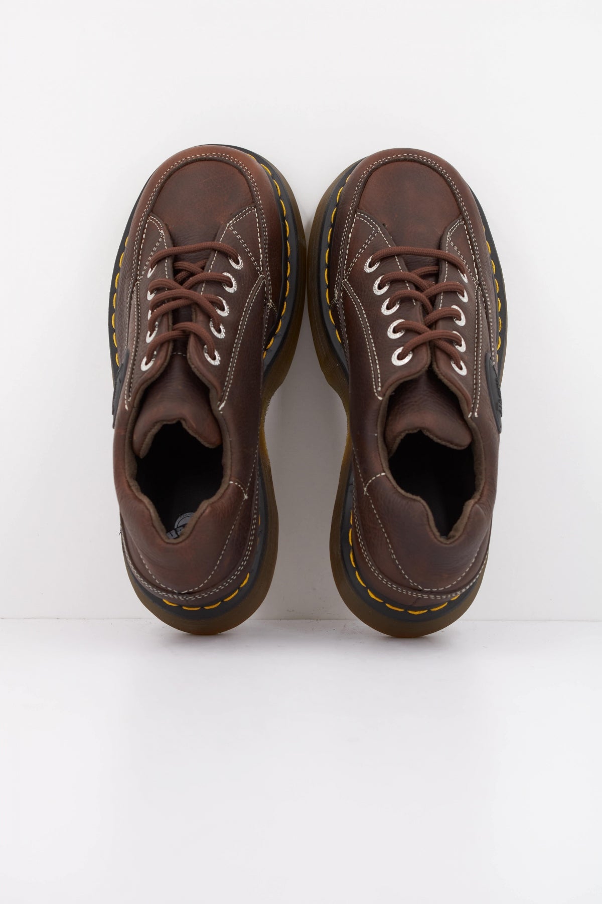 DR. MARTENS  BUZZ I  en color DRKBRW  (5)