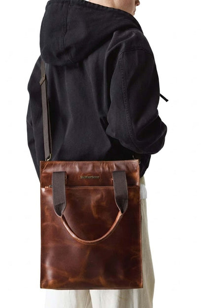 DR. MARTENS TOP HANDLE en color AMBTAN  (1)