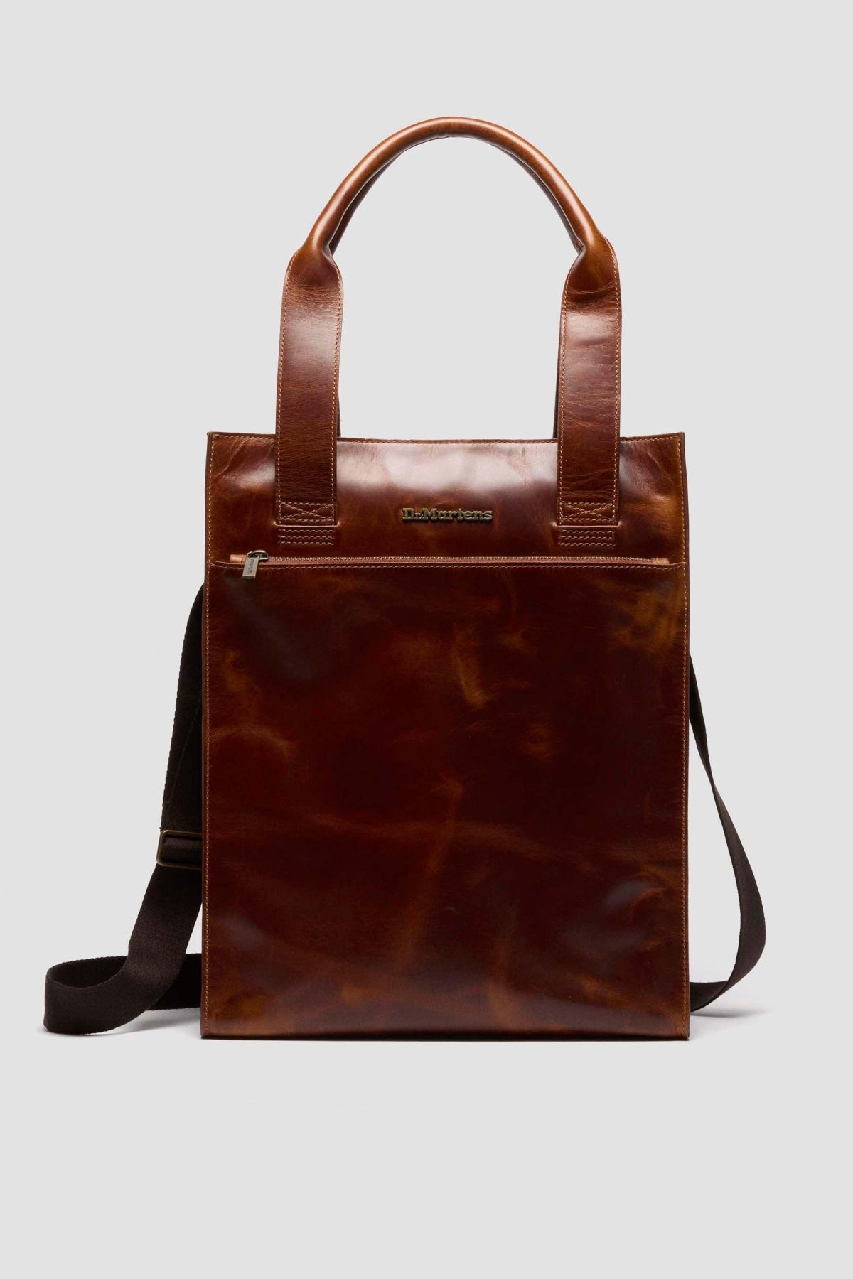 DR. MARTENS TOP HANDLE en color AMBTAN  (2)