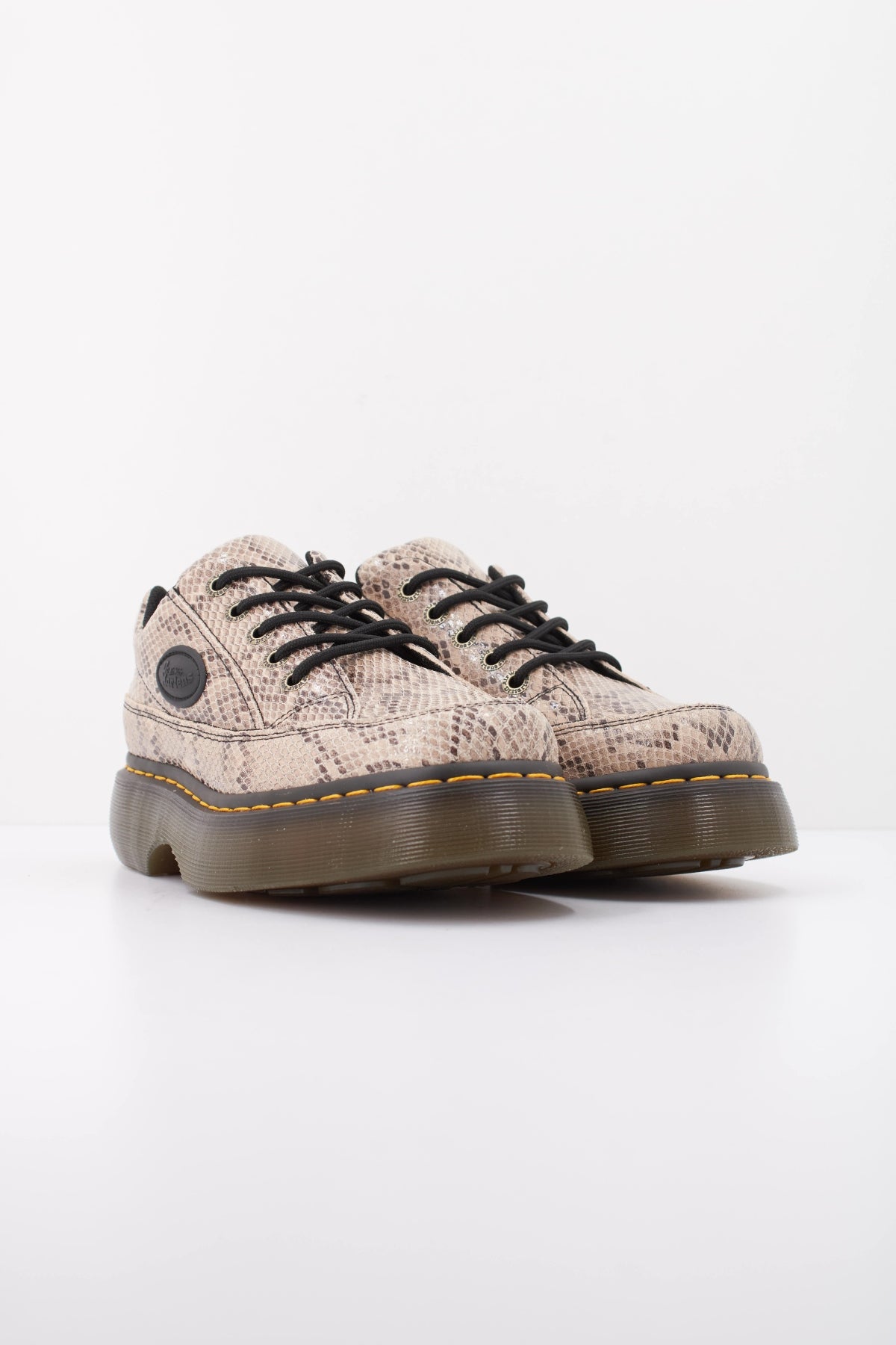 DR. MARTENS BUZZ I en color CRMBLK  (2)