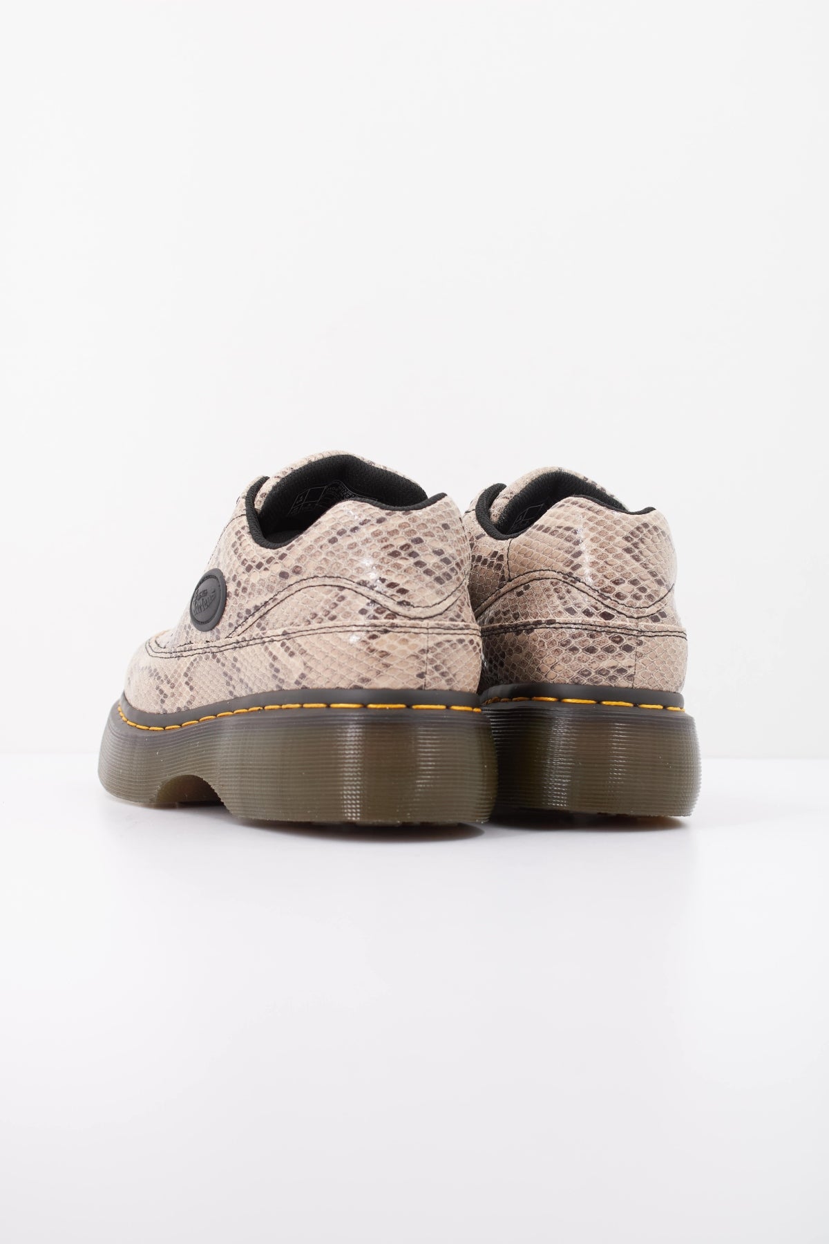 DR. MARTENS BUZZ I en color CRMBLK  (4)