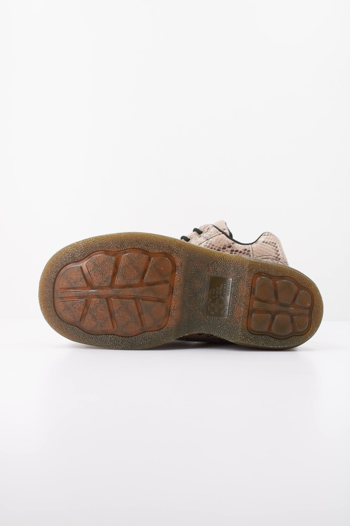 DR. MARTENS BUZZ I en color CRMBLK  (5)