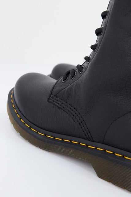 DR. MARTENS PASCAL  EYE VIRGINI en color BLACK  (4)