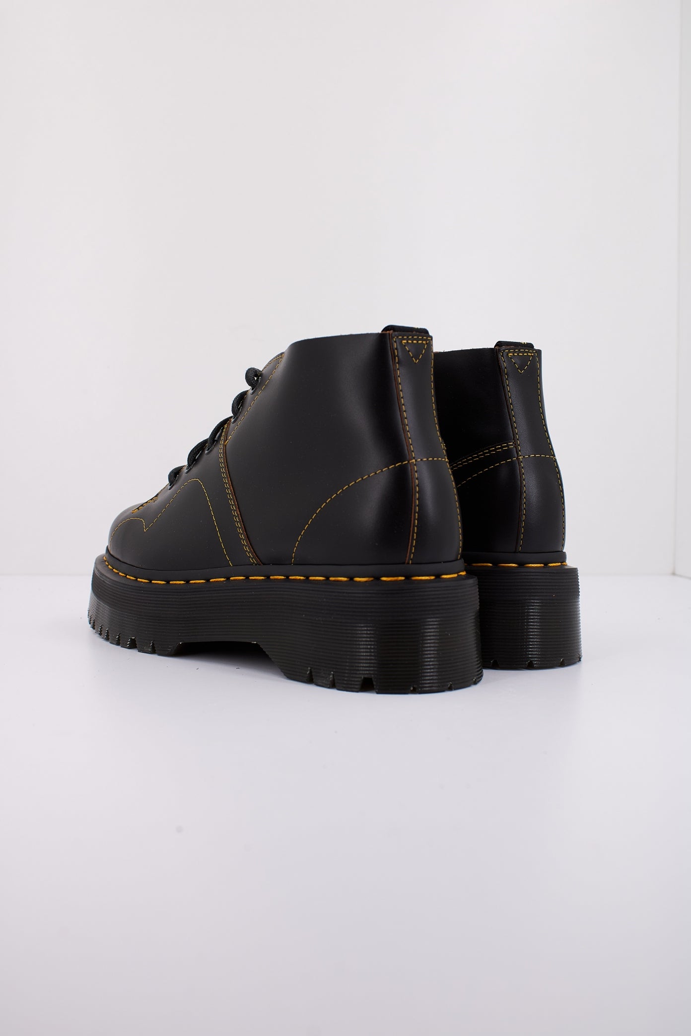 DR. MARTENS CHURCH QUAD -EYE en color BLACK  (4)