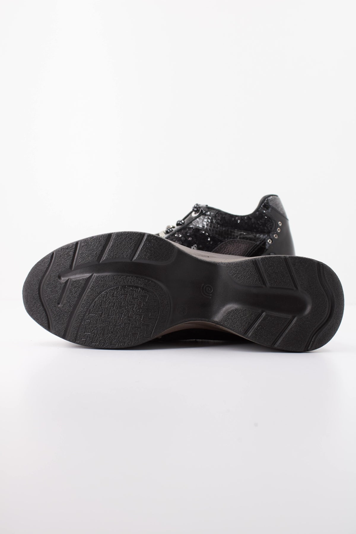 CETTI CSRA INV DEPOR en color NEGRO  (5)