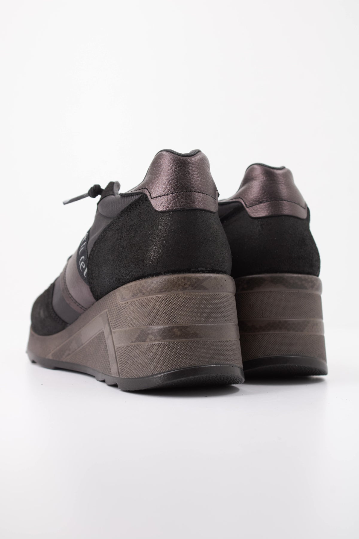 CETTI CSRA INV DEPOR en color NEGRO  (4)