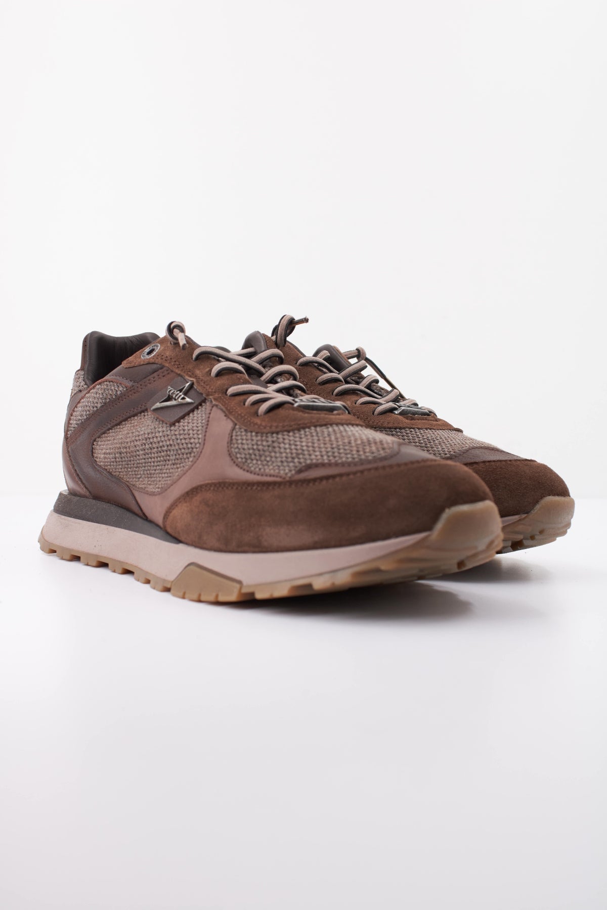 CETTI C INV DEPORTIV en color CACAO  (2)