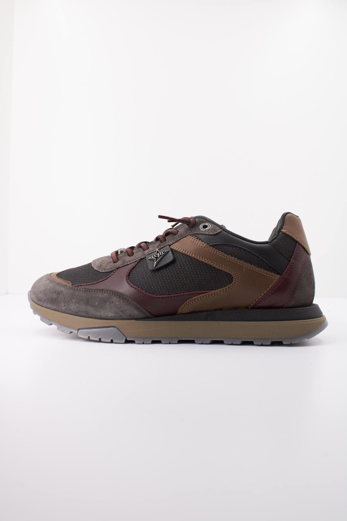 CETTI C INV DEPORTIV en color TRMNTA  (1)