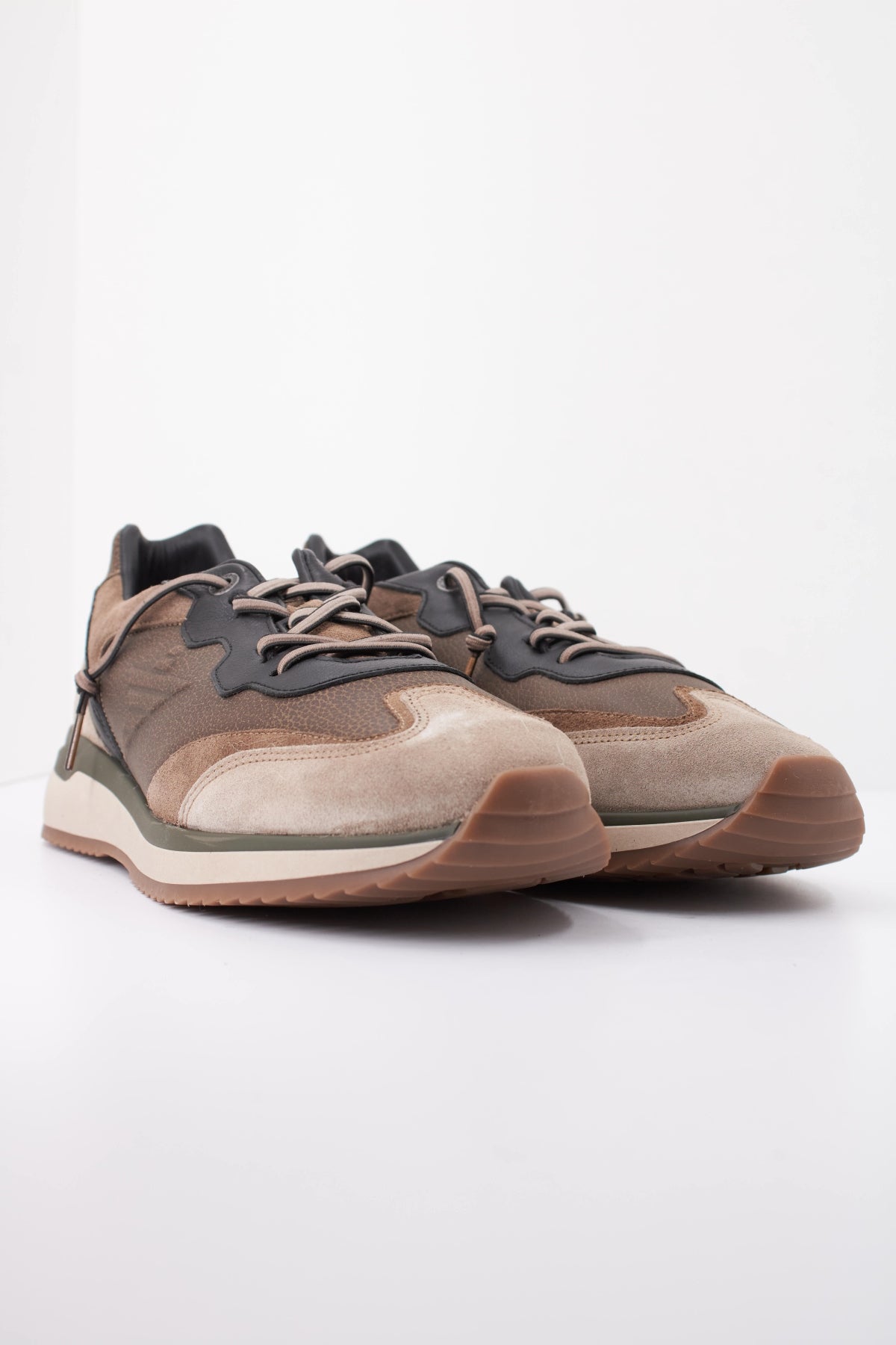 CETTI C INV DEPORTIV en color KAKI  (2)