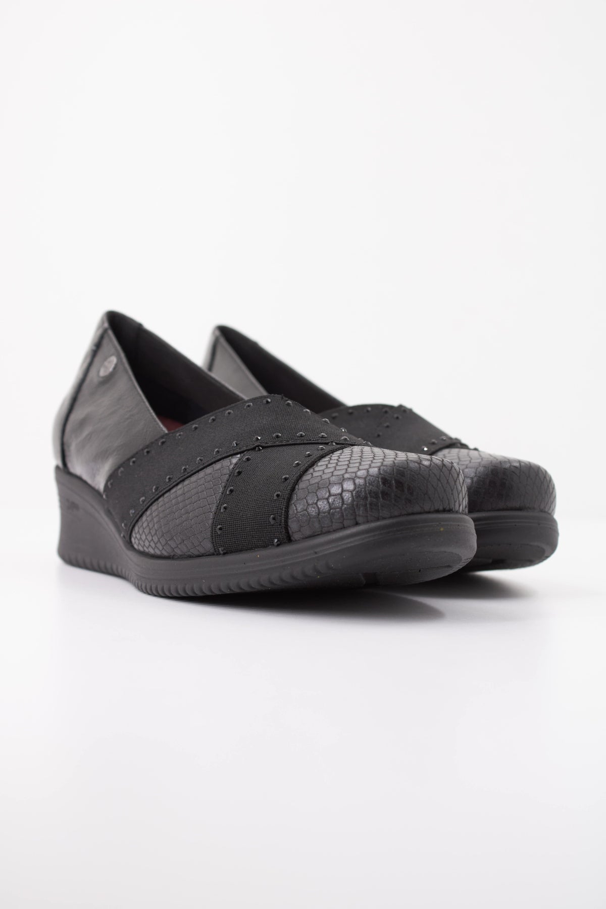  HORAS  H ZAPATO NEP en color NEGRO  (2)