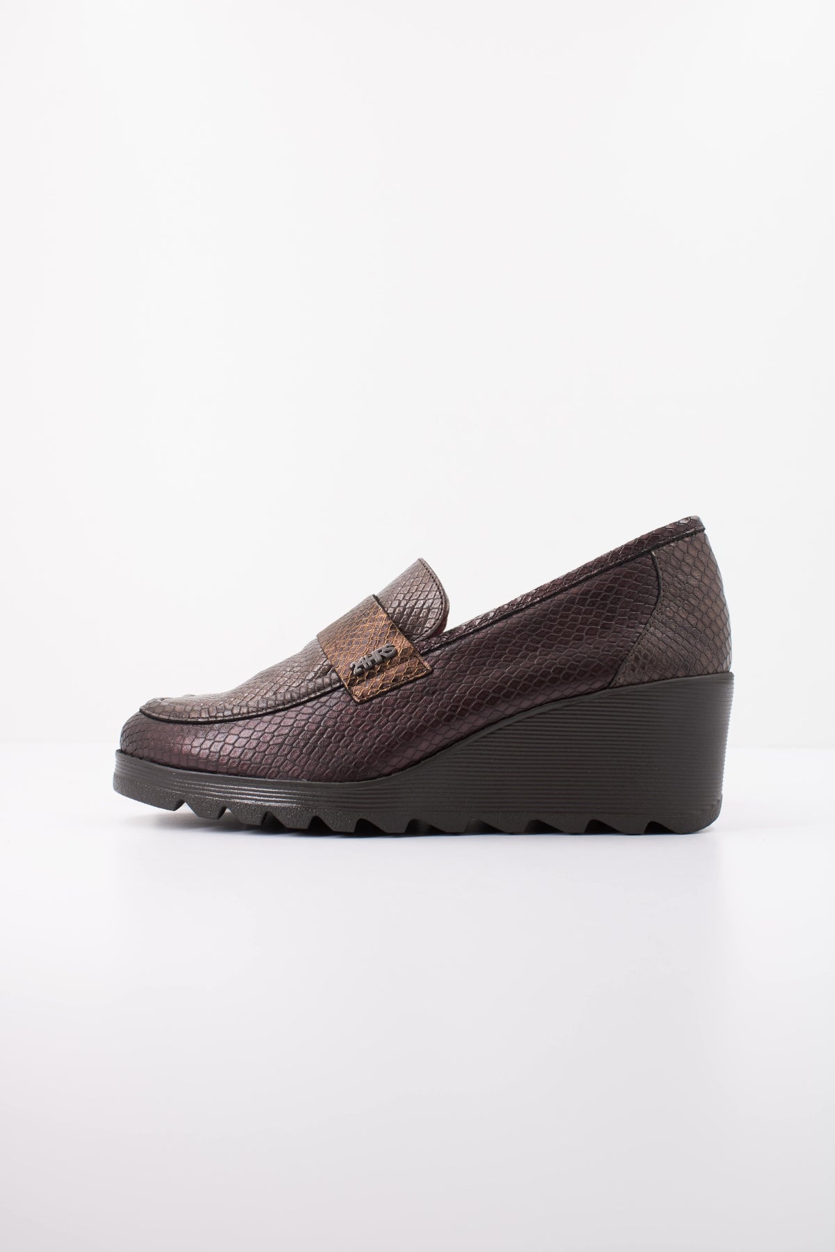  HORAS  H ZAPATO COM en color VINO  (1)