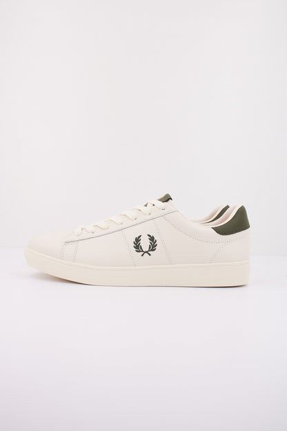 FRED PERRY SPENCER LEATHER en color XECRLRL  (1)