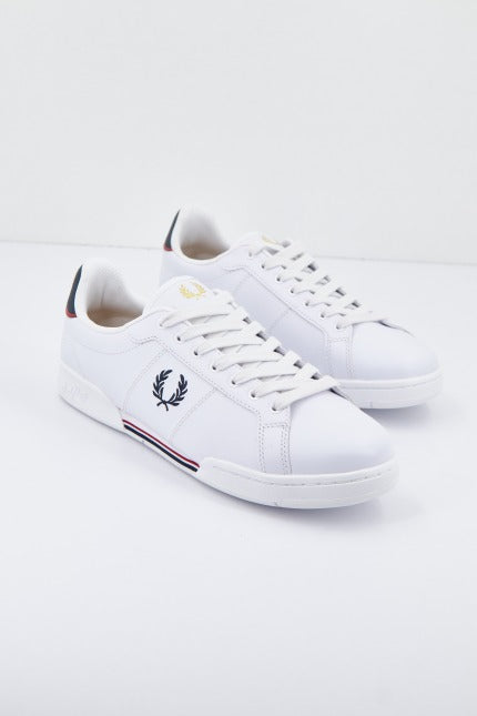 FRED PERRY  B LEATHER en color WHTNVY  (1)
