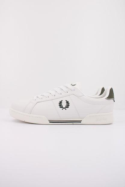 FRED PERRY B LEATHER en color WPCLNGHT  (1)