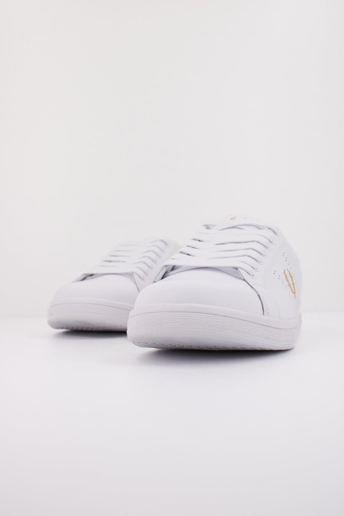 FRED PERRY  B LEATHER en color TWHTGLD  (2)