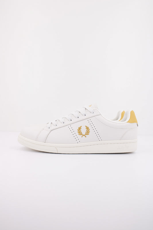 FRED PERRY  B LEATHER en color XPRCLNHN  (1)