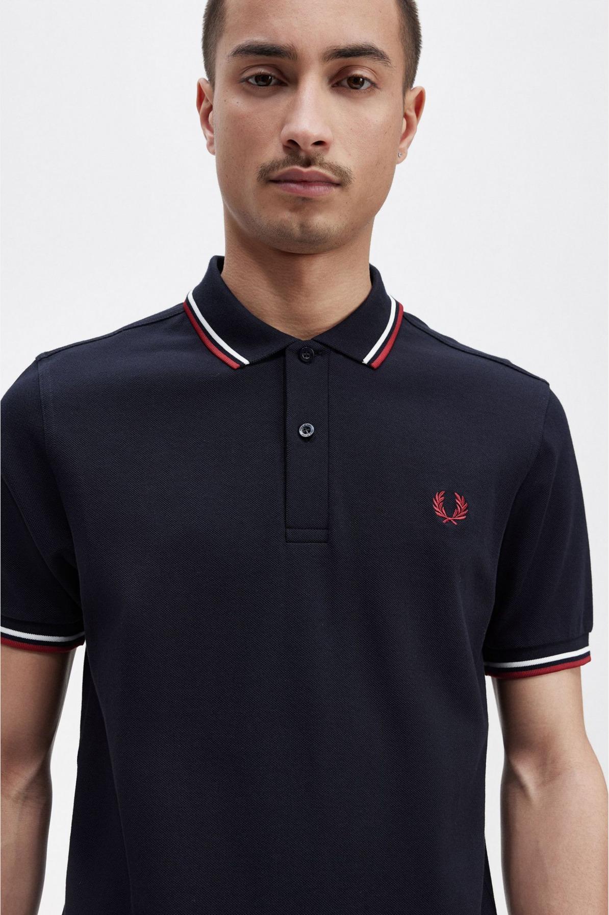 FRED PERRY TWIN TIPPED en color TNVYWHTR  (3)