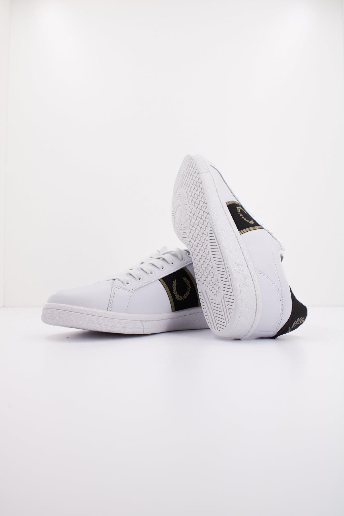 FRED PERRY B  en color UWHTGRY  (4)