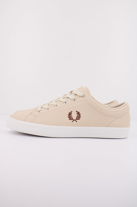 FRED PERRY BASELINE LEATHER en color WOTMLWKY  (1)