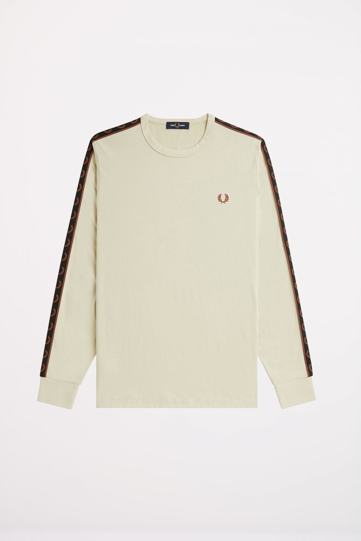 FRED PERRY TAPED LONG SLEEVE TE en color WBRN  (2)