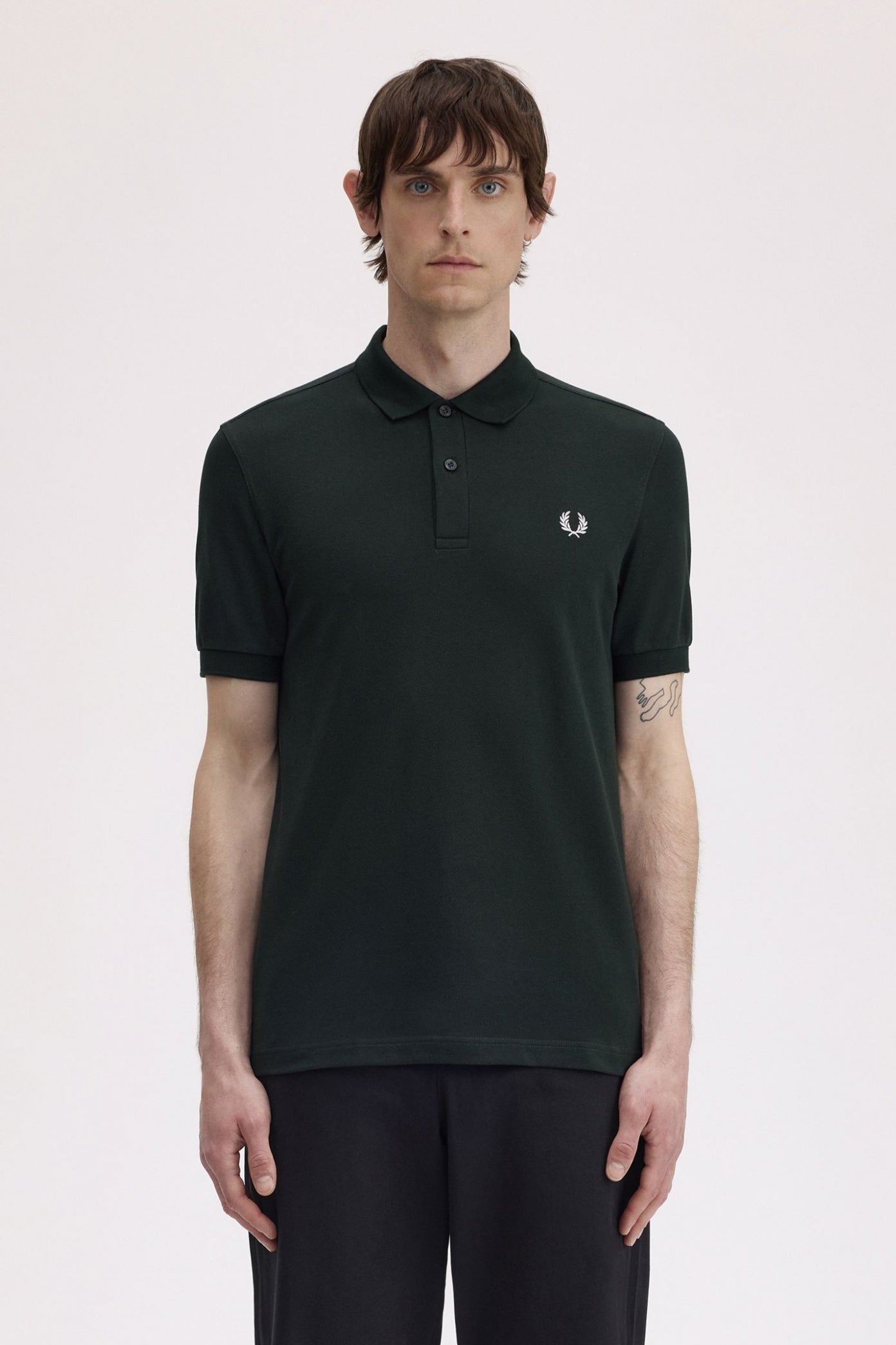 FRED PERRY  PLAIN FRED PERRY SH en color TNGHTGRN  (1)
