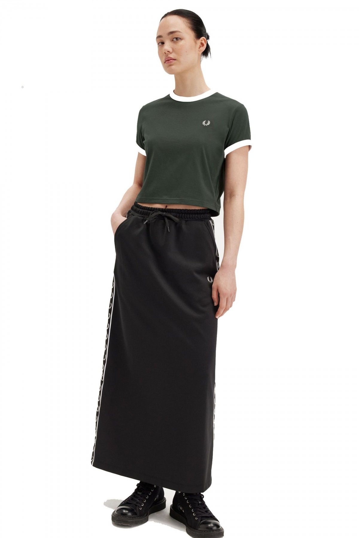 FRED PERRY CROPPED RINGER T-SHI en color XGREEN  (4)