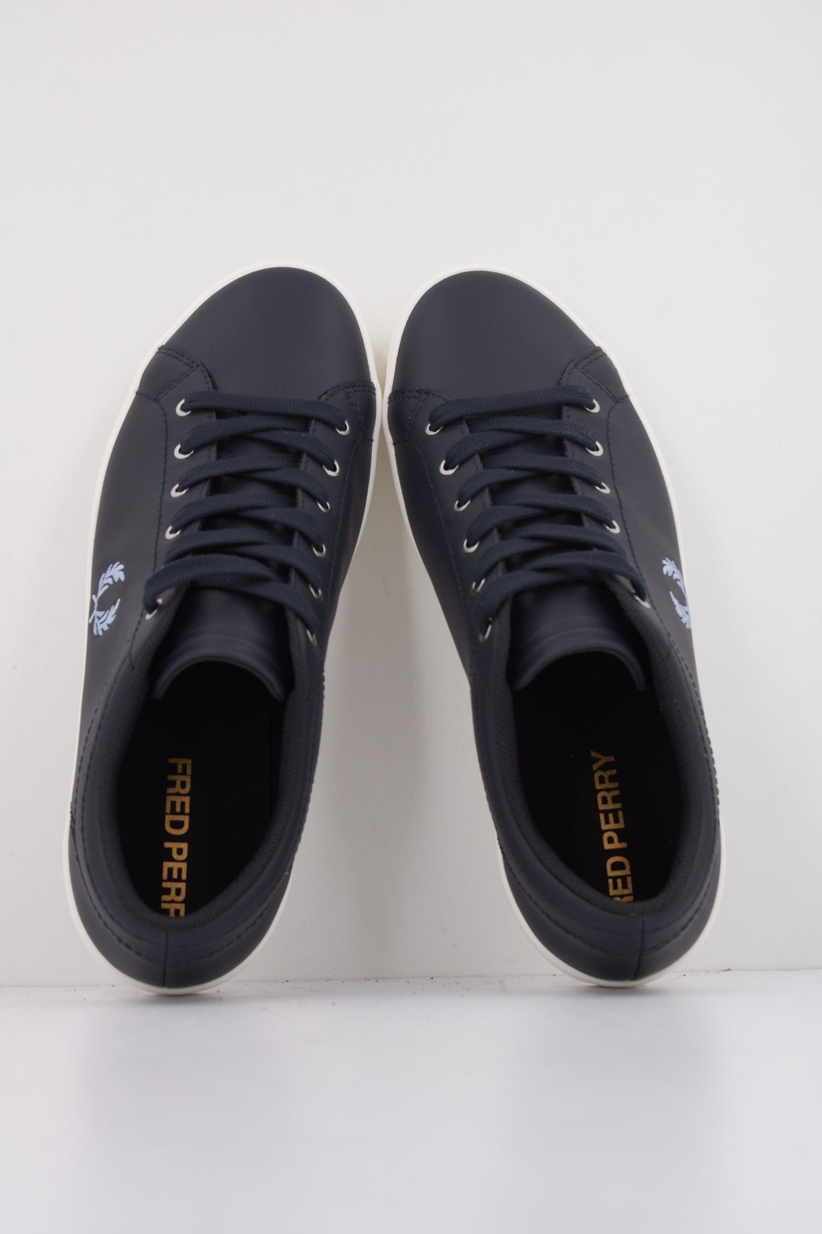 FRED PERRY BASELINE LEATHER en color NAVY  (3)