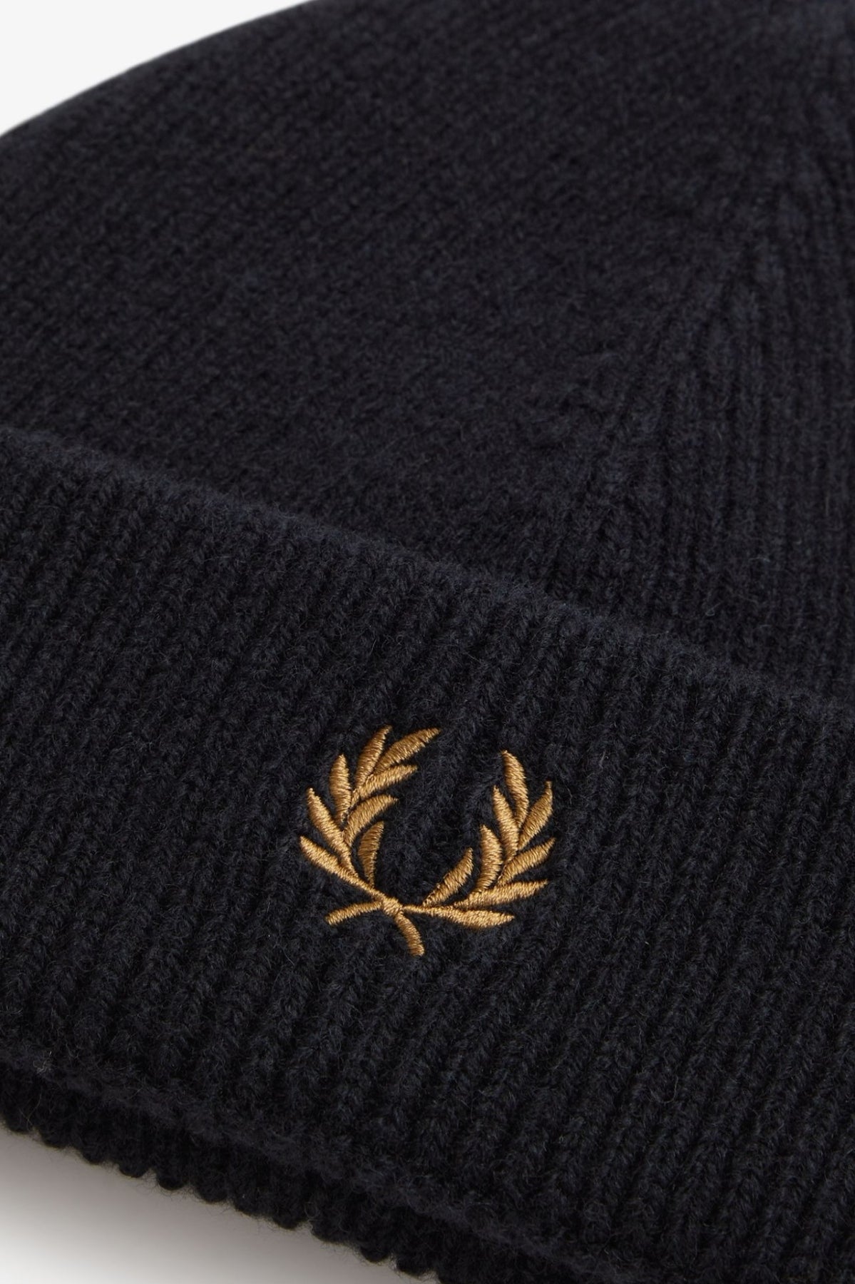 FRED PERRY CLASSIC WOOL BEANIE en color   (3)