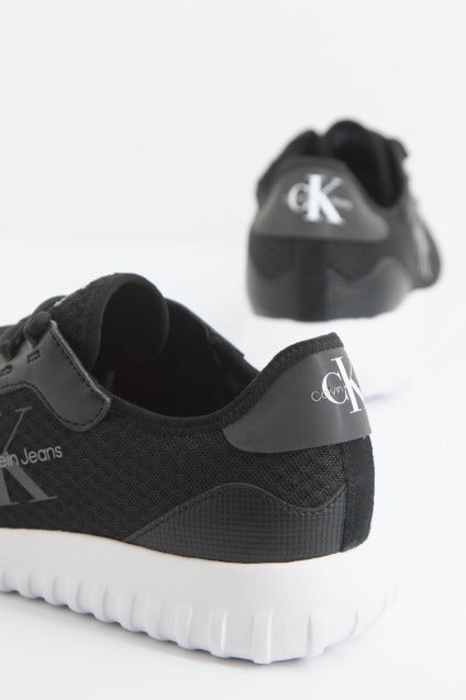 CALVIN KLEIN  EVA RUNNER MONOLOGO en color BDS BLACK  (2)