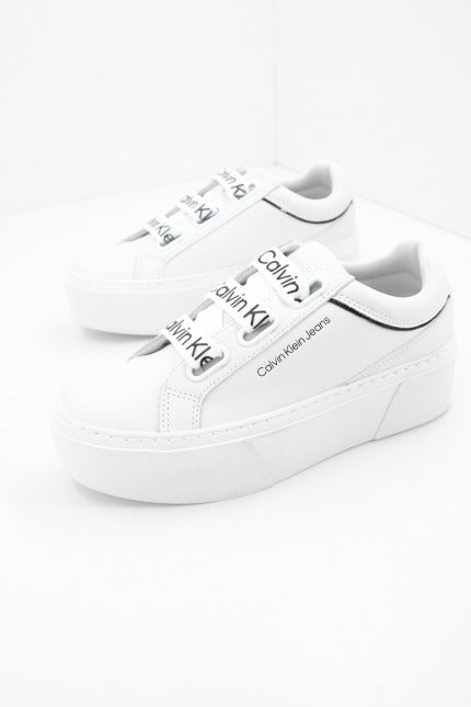 CALVIN KLEIN  FLATFORM LOW en color K WHITE  (1)