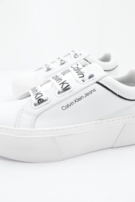 CALVIN KLEIN  FLATFORM LOW en color K WHITE  (2)
