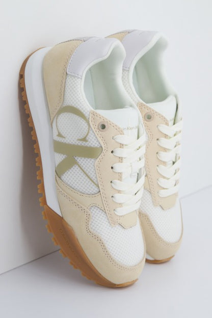 CALVIN KLEIN TOOTHY RUNNER BOLD en color FIVORY  (1)