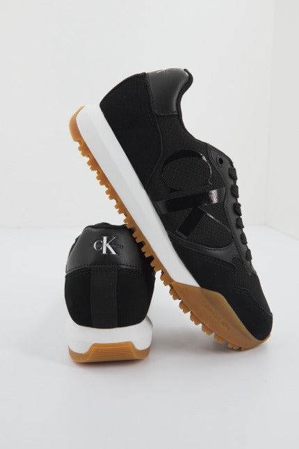 CALVIN KLEIN TOOTHY RUNNER BOLD en color BDS BLACK  (2)