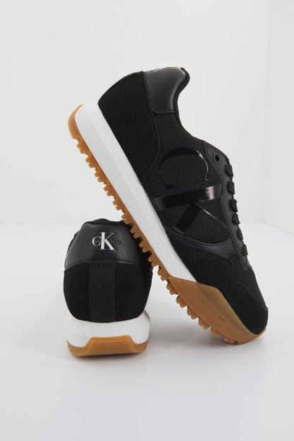 CALVIN KLEIN TOOTHY RUNNER BOLD en color BDS BLACK  (2)