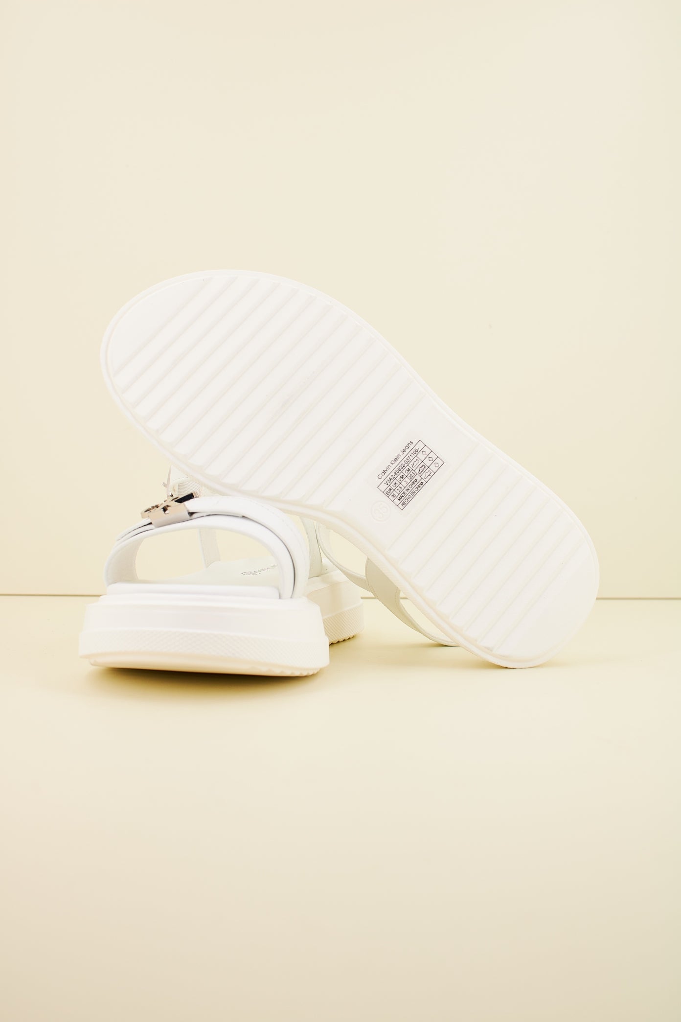 CALVIN KLEIN VA en color WHITE  (4)