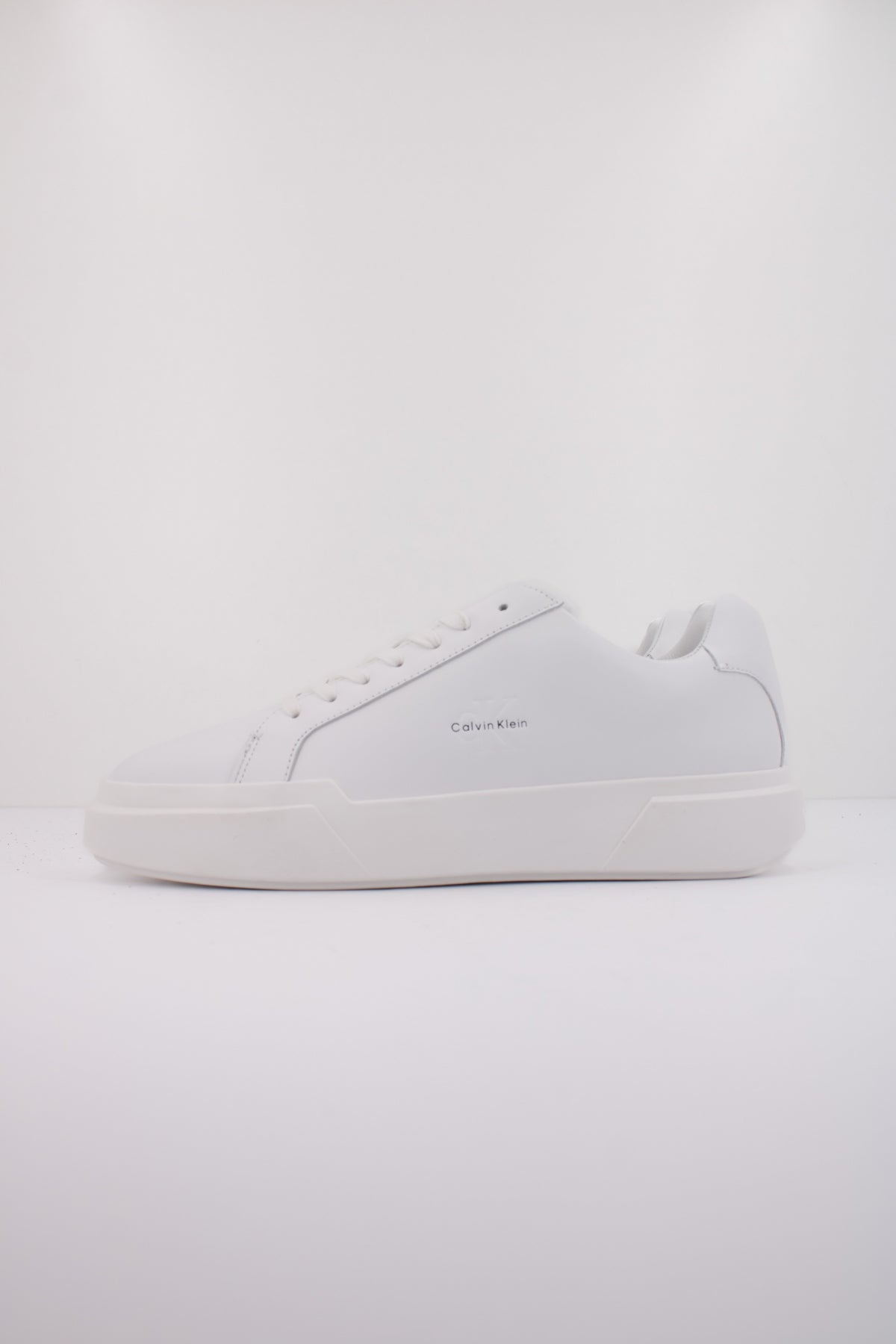 CALVIN KLEIN CHUNKY CUPSOLE LACEU en color WHITE  (1)
